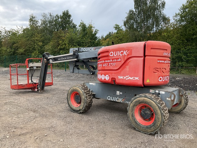 2014 Skyjack SJ51AJ 4WD Diesel Articulating Boom Lift - Knikarmhoogwerker: afbeelding 3 2014 Skyjack SJ51AJ 4WD Diesel Articulating Boom Lift - Knikarmhoogwerker: afbeelding 3