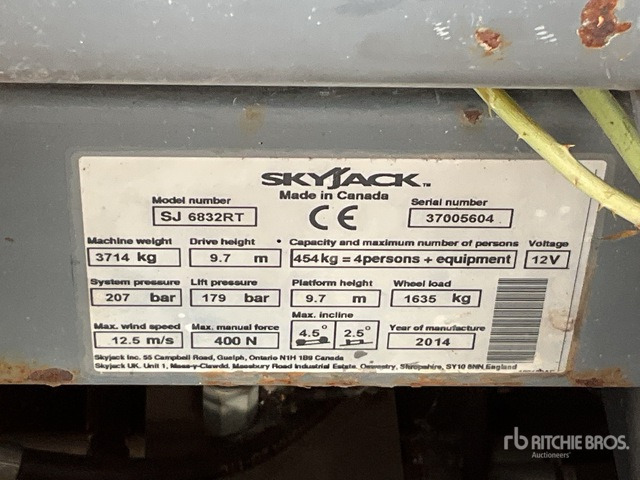 2014 Skyjack SJ6832RT 4x4 Diesel Scissor Lift - Schaarlift: afbeelding 2 2014 Skyjack SJ6832RT 4x4 Diesel Scissor Lift - Schaarlift: afbeelding 2