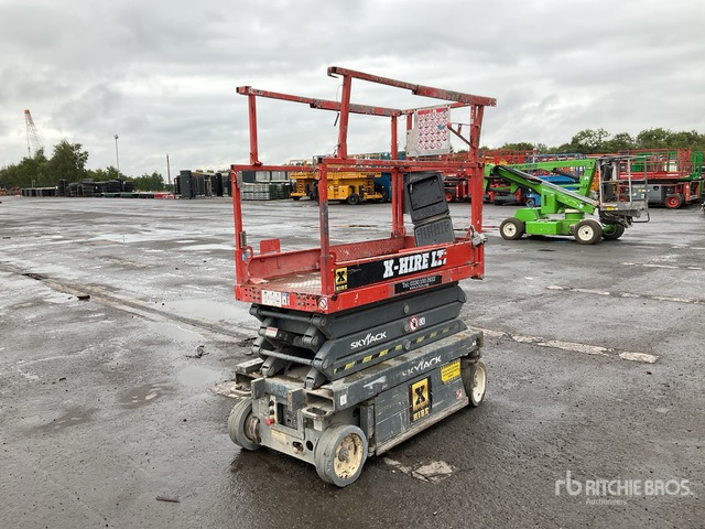 2014 Skyjack SJIII3219 Electric Scissor Lift - Schaarlift: afbeelding 4 2014 Skyjack SJIII3219 Electric Scissor Lift - Schaarlift: afbeelding 4