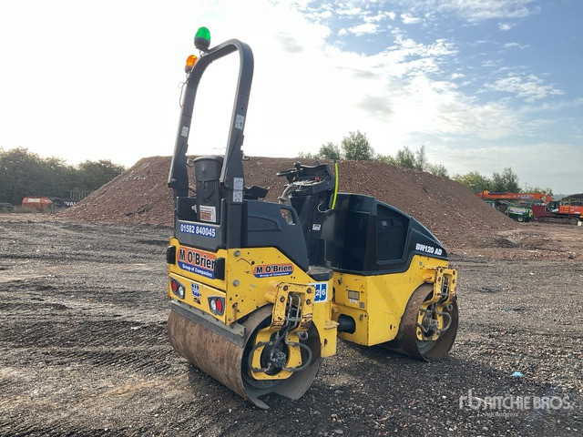 2015 Bomag 120AD-5 Double Drum Roller - Wals: afbeelding 3 2015 Bomag 120AD-5 Double Drum Roller - Wals: afbeelding 3