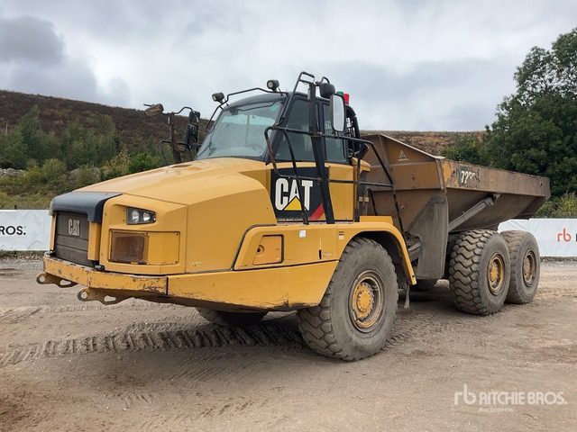 2015 Cat 725C Articulated Dump Truck - Kiepwagen met knikbesturing: afbeelding 2 2015 Cat 725C Articulated Dump Truck - Kiepwagen met knikbesturing: afbeelding 2