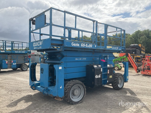 2015 Genie GS-5390 4x4 Diesel Scissor Lift - Schaarlift: afbeelding 1 2015 Genie GS-5390 4x4 Diesel Scissor Lift - Schaarlift: afbeelding 1
