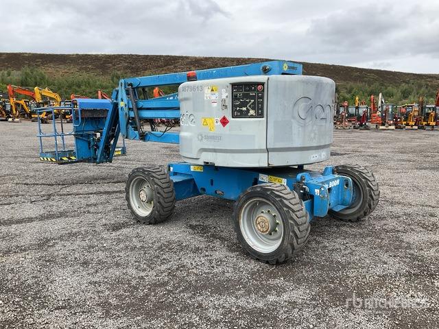 2015 Genie Z45/25J 4WD Diesel Articulating Boom Lift - Knikarmhoogwerker: afbeelding 4 2015 Genie Z45/25J 4WD Diesel Articulating Boom Lift - Knikarmhoogwerker: afbeelding 4