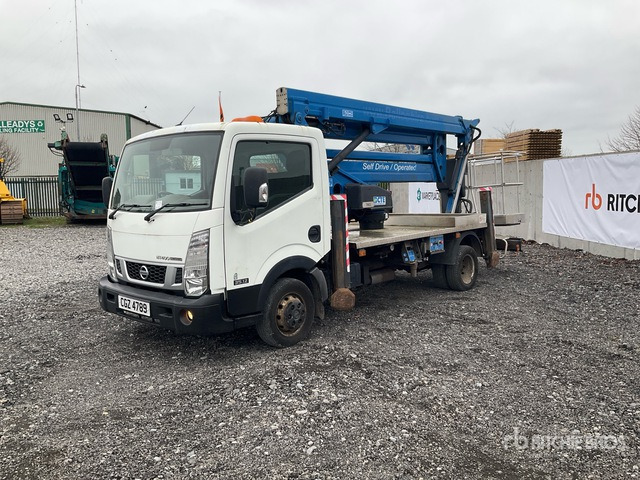 2015 Nissan Cabstar NT400 2015 CTE ZED 21.2JH 20 m on 4x2 Bucket Truck - Vrachtwagen hoogwerker: afbeelding 3 2015 Nissan Cabstar NT400 2015 CTE ZED 21.2JH 20 m on 4x2 Bucket Truck - Vrachtwagen hoogwerker: afbeelding 3