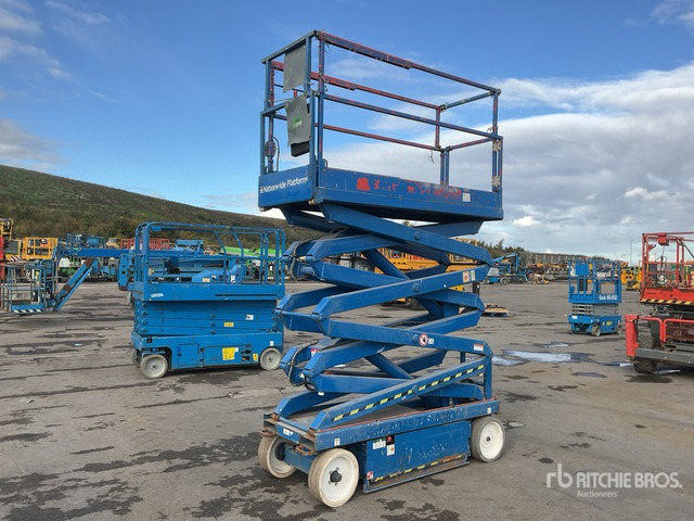 2015 Skyjack SJIII3226 Electric Scissor Lift - Schaarlift: afbeelding 1 2015 Skyjack SJIII3226 Electric Scissor Lift - Schaarlift: afbeelding 1