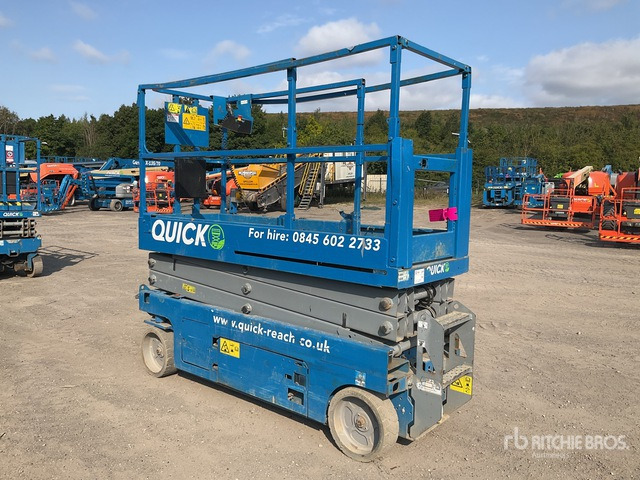 2016 Genie GS2032 Diesel Scissor Lift - Schaarlift: afbeelding 2 2016 Genie GS2032 Diesel Scissor Lift - Schaarlift: afbeelding 2