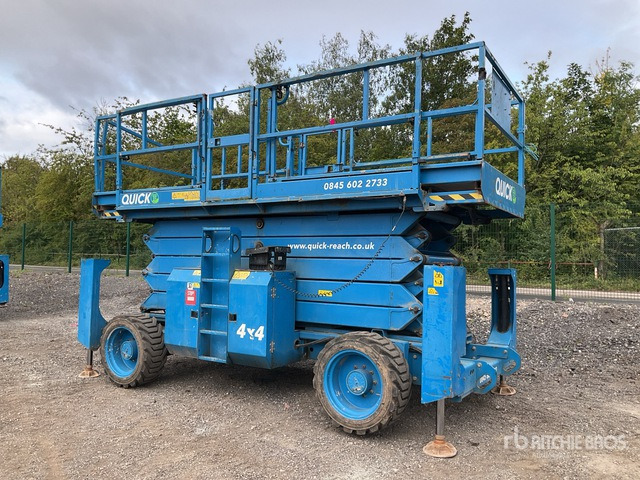 2016 Genie GS5390 4x4 Diesel Scissor Lift - Schaarlift: afbeelding 2 2016 Genie GS5390 4x4 Diesel Scissor Lift - Schaarlift: afbeelding 2