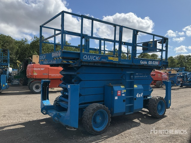 2016 Genie GS5390 4x4 Diesel Scissor Lift - Schaarlift: afbeelding 3 2016 Genie GS5390 4x4 Diesel Scissor Lift - Schaarlift: afbeelding 3