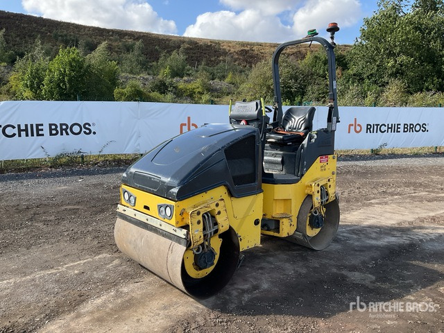 2017 Bomag BW120AD-5 Double Drum Roller - Asfaltwals: afbeelding 2 2017 Bomag BW120AD-5 Double Drum Roller - Asfaltwals: afbeelding 2