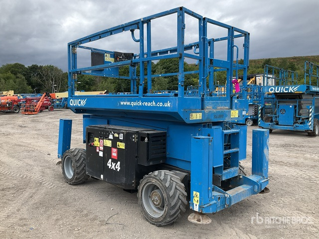 2017 Genie GS-3369RT 4x4 Diesel Scissor Lift - Schaarlift: afbeelding 3 2017 Genie GS-3369RT 4x4 Diesel Scissor Lift - Schaarlift: afbeelding 3
