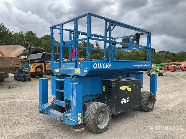 2017 Genie GS-3369RT 4x4 Diesel Scissor Lift - Schaarlift: afbeelding 4 2017 Genie GS-3369RT 4x4 Diesel Scissor Lift - Schaarlift: afbeelding 4