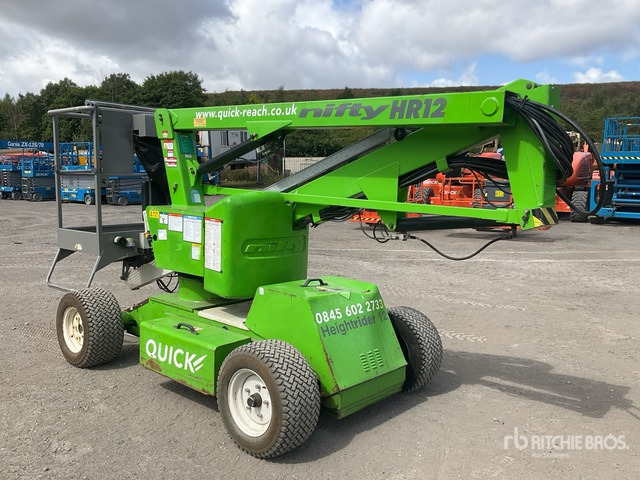 2017 Nifty HR12NDE 2WD Hybrid Articulating Boom Lift - Knikarmhoogwerker: afbeelding 5 2017 Nifty HR12NDE 2WD Hybrid Articulating Boom Lift - Knikarmhoogwerker: afbeelding 5