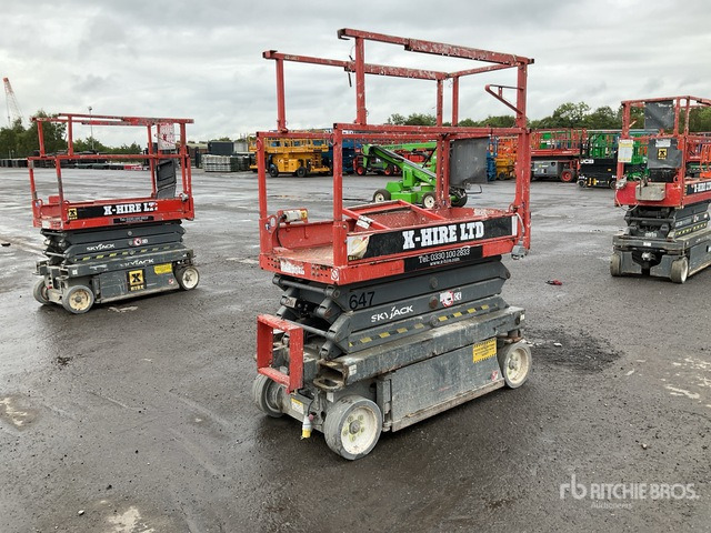 2017 Skyjack SJIII3219 Electric Scissor Lift - Schaarlift: afbeelding 4 2017 Skyjack SJIII3219 Electric Scissor Lift - Schaarlift: afbeelding 4