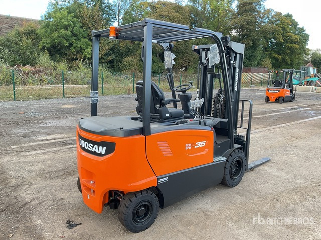 2024 Doosan B35X-7 PLUS 3500 kg Electric Forklift - Elektrische heftruck: afbeelding 3 2024 Doosan B35X-7 PLUS 3500 kg Electric Forklift - Elektrische heftruck: afbeelding 3