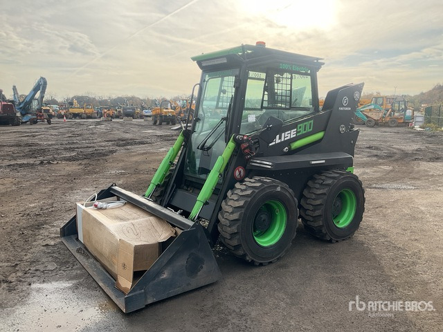 Kovaco Elise 900 Skid Steer Loader - Schranklader: afbeelding 1 Kovaco Elise 900 Skid Steer Loader - Schranklader: afbeelding 1