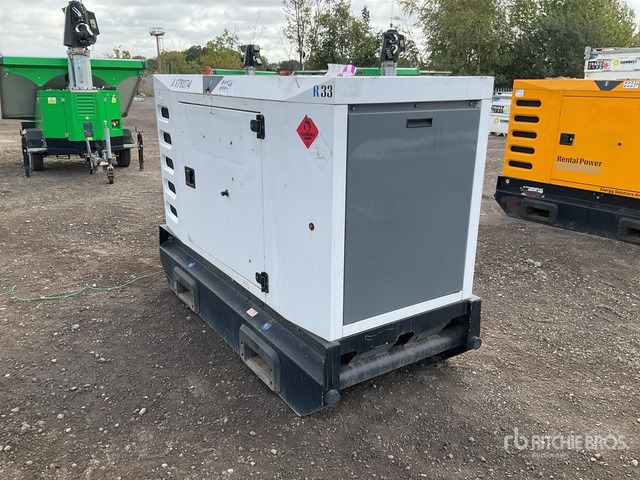 Sdmo R33 Generator Set - Industrie generator: afbeelding 1 Sdmo R33 Generator Set - Industrie generator: afbeelding 1