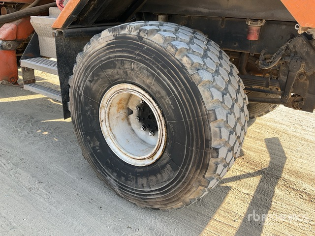 1995 Kenworth C500B 6x6 w/ Water Tank Bucket Truck - Vrachtwagen hoogwerker: afbeelding 5 1995 Kenworth C500B 6x6 w/ Water Tank Bucket Truck - Vrachtwagen hoogwerker: afbeelding 5