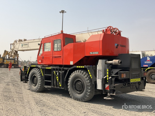 2002 Tadano TR300 EX 30 ton 4x4x4 Rough Terrain Crane - Ruwterreinkraan: afbeelding 4 2002 Tadano TR300 EX 30 ton 4x4x4 Rough Terrain Crane - Ruwterreinkraan: afbeelding 4