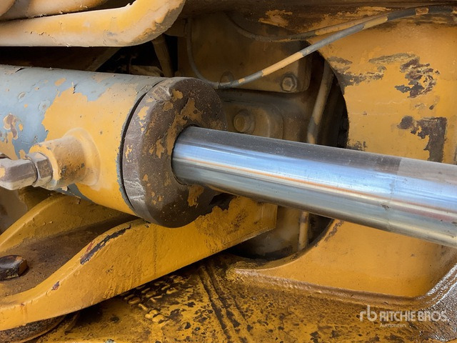 2004 Cat 740 - Kiepwagen met knikbesturing: afbeelding 5 2004 Cat 740 - Kiepwagen met knikbesturing: afbeelding 5