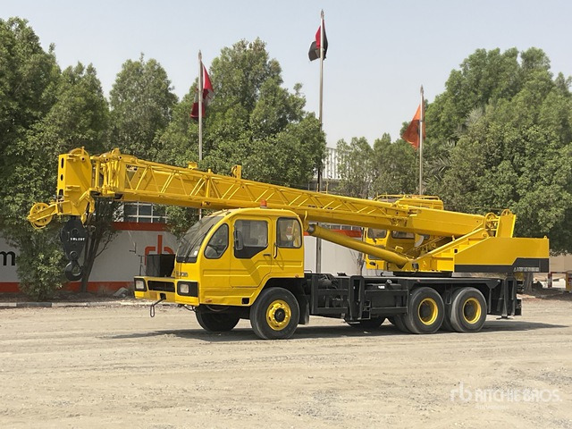 2007 XCMG QY20 20 ton 6x4 Hydraulic Truck Crane - Mobiele kraan: afbeelding 2 2007 XCMG QY20 20 ton 6x4 Hydraulic Truck Crane - Mobiele kraan: afbeelding 2