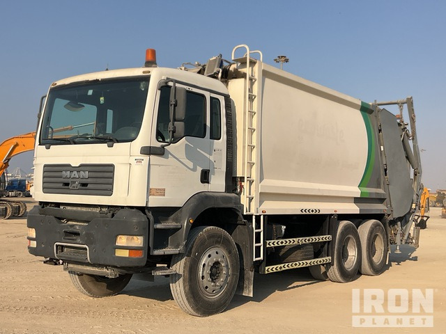 2008 MAN TGA33.360 6x4 Rear Loader Waste Collection Truck - Vuilniswagen: afbeelding 1 2008 MAN TGA33.360 6x4 Rear Loader Waste Collection Truck - Vuilniswagen: afbeelding 1