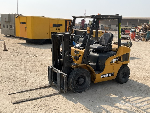 2010 Cat DP25NT 2.5 ton Forklift - Diesel heftruck: afbeelding 1 2010 Cat DP25NT 2.5 ton Forklift - Diesel heftruck: afbeelding 1