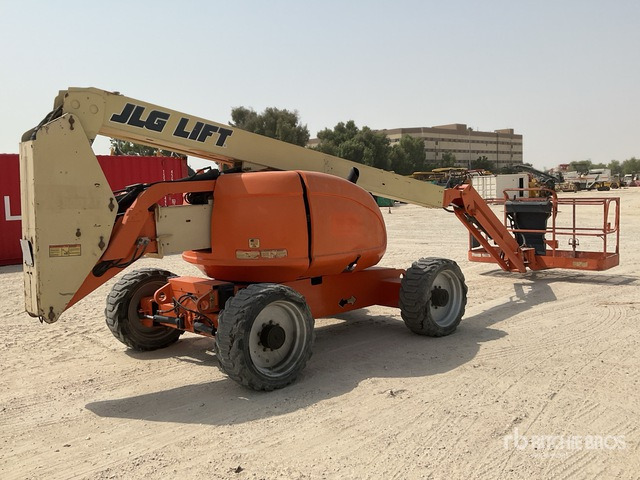2010 JLG 600AJ 4WD Diesel Articulating Boom Lift - Knikarmhoogwerker: afbeelding 3 2010 JLG 600AJ 4WD Diesel Articulating Boom Lift - Knikarmhoogwerker: afbeelding 3