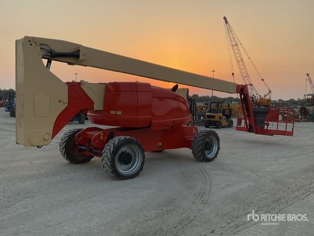2010 JLG 800AJ 4WD Diesel Articulating Boom Lift - Knikarmhoogwerker: afbeelding 5 2010 JLG 800AJ 4WD Diesel Articulating Boom Lift - Knikarmhoogwerker: afbeelding 5