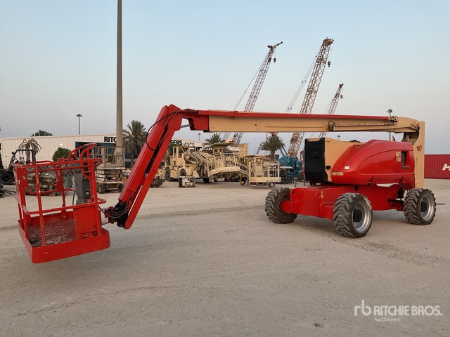 2010 JLG 800AJ 4WD Diesel Articulating Boom Lift - Knikarmhoogwerker: afbeelding 2 2010 JLG 800AJ 4WD Diesel Articulating Boom Lift - Knikarmhoogwerker: afbeelding 2