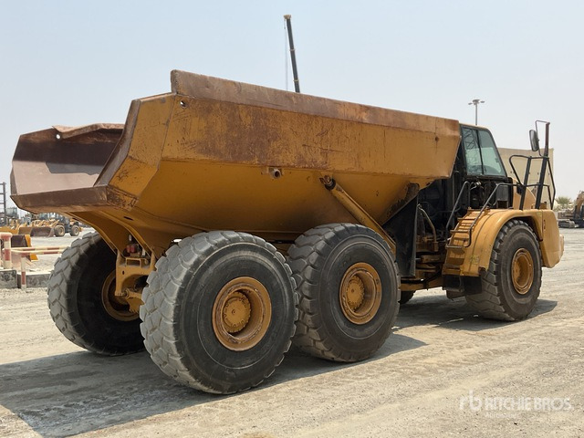 2011 Cat 740 - Kiepwagen met knikbesturing: afbeelding 3 2011 Cat 740 - Kiepwagen met knikbesturing: afbeelding 3