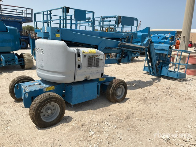 2012 Genie Z-45/25J 2WD Diesel (Inoperable) Articulating Boom Lift - Knikarmhoogwerker: afbeelding 3 2012 Genie Z-45/25J 2WD Diesel (Inoperable) Articulating Boom Lift - Knikarmhoogwerker: afbeelding 3