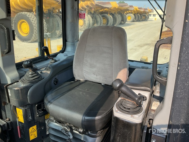 2012 Komatsu D155A-6 Crawler Dozer - Bulldozer: afbeelding 5 2012 Komatsu D155A-6 Crawler Dozer - Bulldozer: afbeelding 5