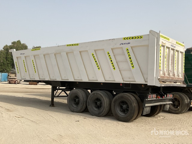 2013 Atlas Tri/A End Dump Trailer - Klepelmaaier/ Mulcher: afbeelding 3 2013 Atlas Tri/A End Dump Trailer - Klepelmaaier/ Mulcher: afbeelding 3