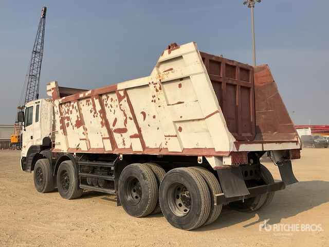 2014 Hyundai HD370 8x4 Twin-Steer Tri/A Dump Truck - Kipper vrachtwagen: afbeelding 2 2014 Hyundai HD370 8x4 Twin-Steer Tri/A Dump Truck - Kipper vrachtwagen: afbeelding 2