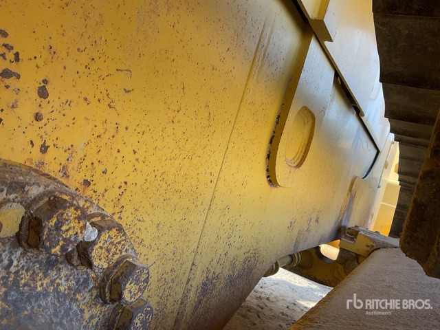 2014 Komatsu D155A-6 Crawler Dozer - Bulldozer: afbeelding 4 2014 Komatsu D155A-6 Crawler Dozer - Bulldozer: afbeelding 4