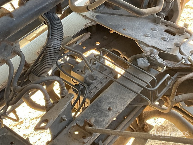 2015 Isuzu LK66YWA 4x2 Cab and Chassis - Chassis vrachtwagen: afbeelding 4 2015 Isuzu LK66YWA 4x2 Cab and Chassis - Chassis vrachtwagen: afbeelding 4