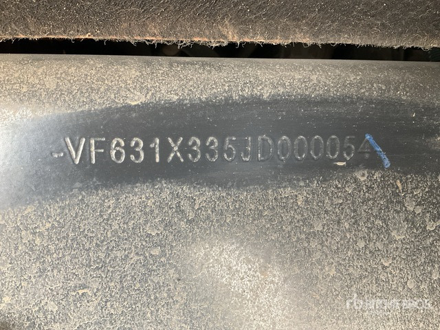 2018 Renault 8x8 Sleeper Flatbed Truck - Vrachtwagen met open laadbak: afbeelding 1 2018 Renault 8x8 Sleeper Flatbed Truck - Vrachtwagen met open laadbak: afbeelding 1