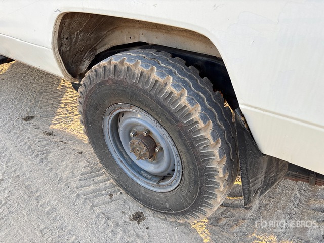 2018 Toyota Land Cruiser 78R 4x4 SUV - SUV: afbeelding 4 2018 Toyota Land Cruiser 78R 4x4 SUV - SUV: afbeelding 4