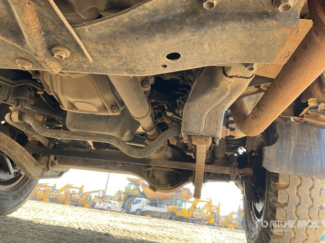 2018 Toyota Land Cruiser 78R 4x4 SUV - SUV: afbeelding 5 2018 Toyota Land Cruiser 78R 4x4 SUV - SUV: afbeelding 5