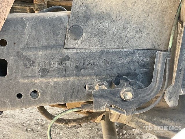 2018 Toyota Land Cruiser LX 76L 4x4 SUV - SUV: afbeelding 4 2018 Toyota Land Cruiser LX 76L 4x4 SUV - SUV: afbeelding 4