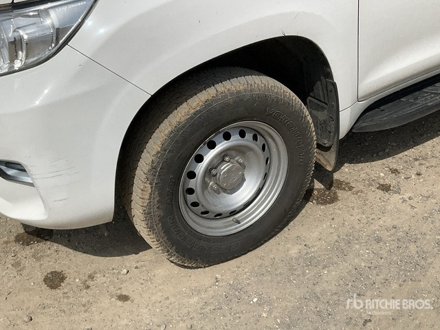 2018 Toyota Prado TX 150L 4x4 SUV - SUV: afbeelding 5 2018 Toyota Prado TX 150L 4x4 SUV - SUV: afbeelding 5