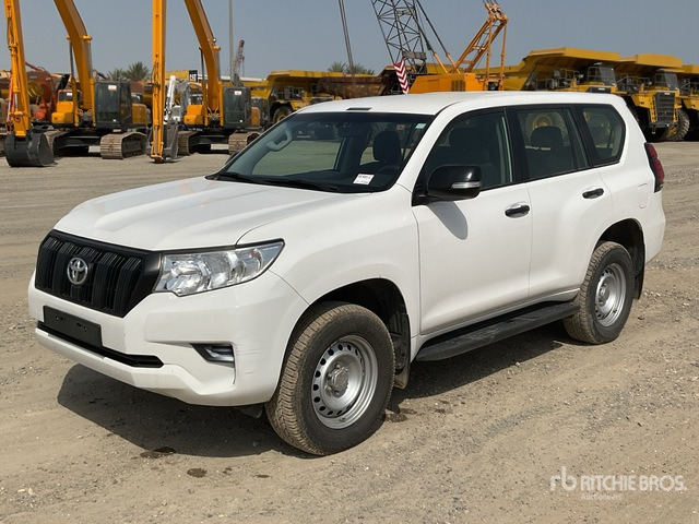 2018 Toyota Prado TX 150L 4x4 SUV - SUV: afbeelding 2 2018 Toyota Prado TX 150L 4x4 SUV - SUV: afbeelding 2