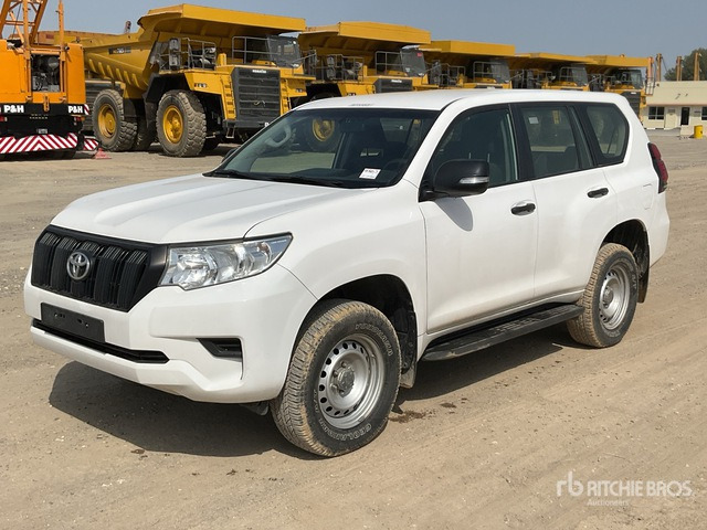 2018 Toyota Prado TX 150L 4x4 SUV - SUV: afbeelding 2 2018 Toyota Prado TX 150L 4x4 SUV - SUV: afbeelding 2