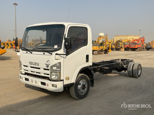 2019 Isuzu NPR 4x2 Cab and Chassis - Chassis vrachtwagen: afbeelding 2 2019 Isuzu NPR 4x2 Cab and Chassis - Chassis vrachtwagen: afbeelding 2