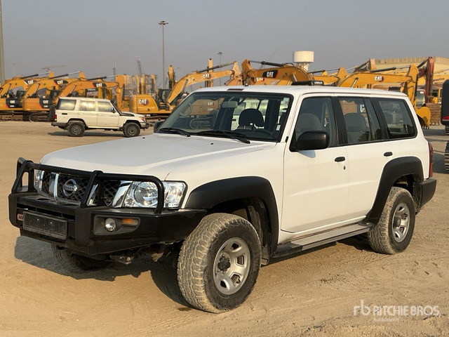 2019 Nissan Patrol GL 4x4 SUV - SUV: afbeelding 2 2019 Nissan Patrol GL 4x4 SUV - SUV: afbeelding 2