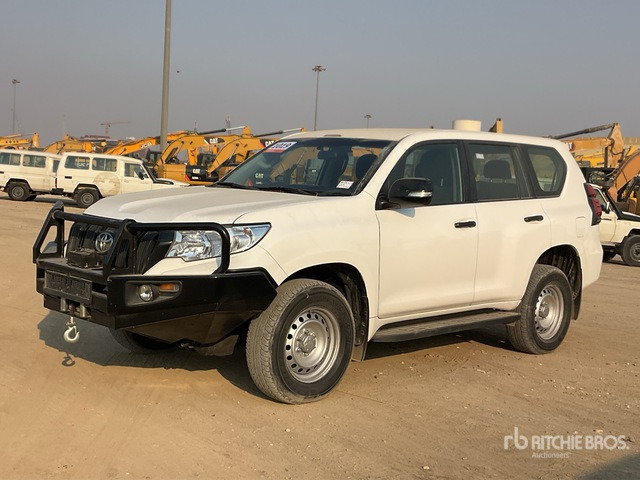 2019 Toyota Prado TX 150L 4x4 SUV - SUV: afbeelding 3 2019 Toyota Prado TX 150L 4x4 SUV - SUV: afbeelding 3
