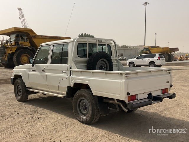 2023 Toyota Land Cruiser 79L 4x4 Crew Cab Pickup - Pick-up: afbeelding 3 2023 Toyota Land Cruiser 79L 4x4 Crew Cab Pickup - Pick-up: afbeelding 3