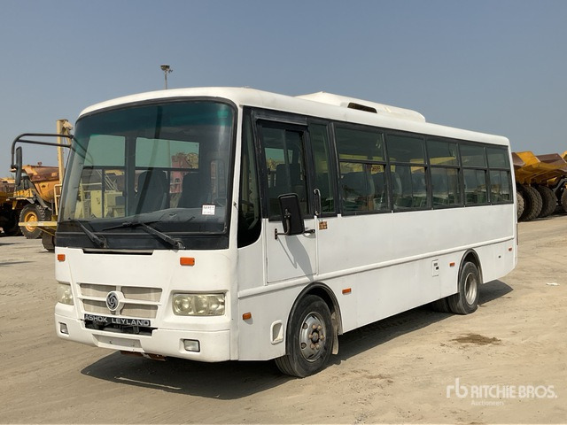 2016 Ashok Leyland EAGLE 4x2 31-Seat Transit Bus - Bus: afbeelding 1 2016 Ashok Leyland EAGLE 4x2 31-Seat Transit Bus - Bus: afbeelding 1
