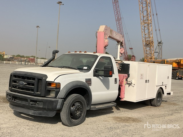 2008 Ford F550 XL Super Duty 4x4 Service Truck - Gemeentelijke machine/ Speciaal: afbeelding 2 2008 Ford F550 XL Super Duty 4x4 Service Truck - Gemeentelijke machine/ Speciaal: afbeelding 2