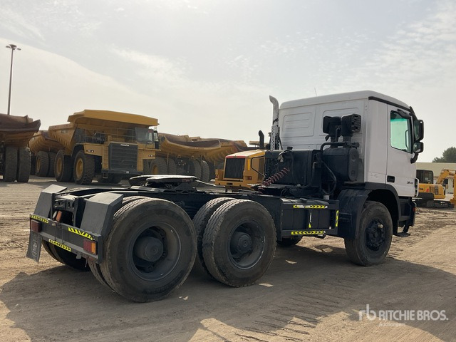 2002 Mercedes-Benz Actros 3348 6x4 T/A Sleeper Truck Tractor - Trekker: afbeelding 4 2002 Mercedes-Benz Actros 3348 6x4 T/A Sleeper Truck Tractor - Trekker: afbeelding 4